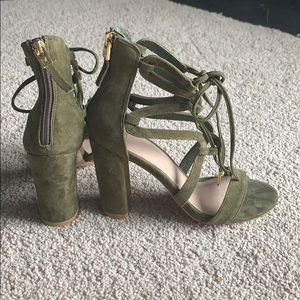 Guess by Marciano leather/suede heels